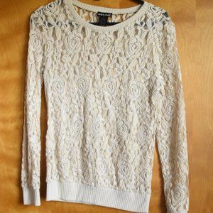 Wet Seal Tan Sheer Floral Long Sleeve Shirt. Size M.